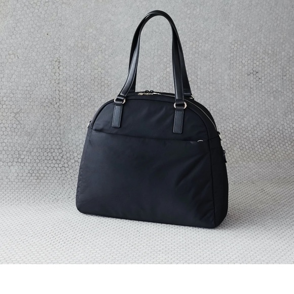 Lo & Sons Black OG Weekender Bag - Picture 8 of 13